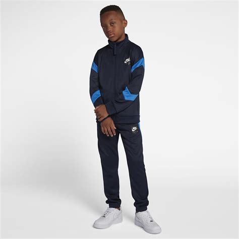 nike tracksuit older boys